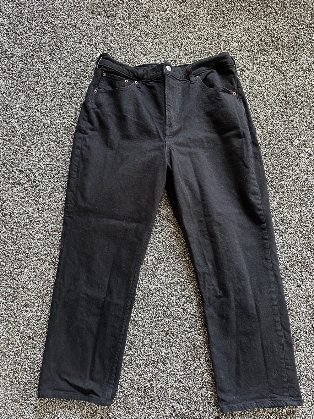 Abercrombie Women’s Ultra High Rise Ankle Straight Jeans, Black, Size 30 Short